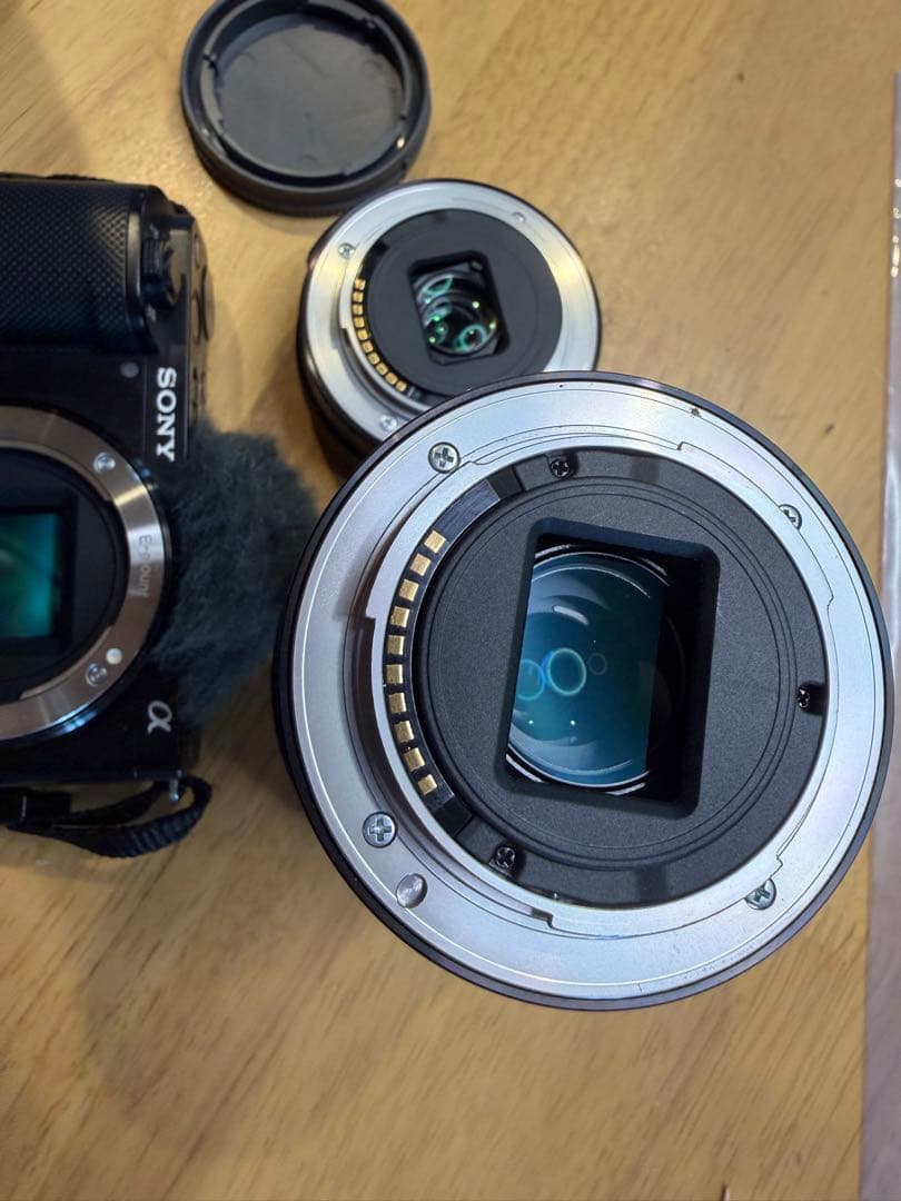 デジタルカメラ SONY VLOGCAM ZV-E10L