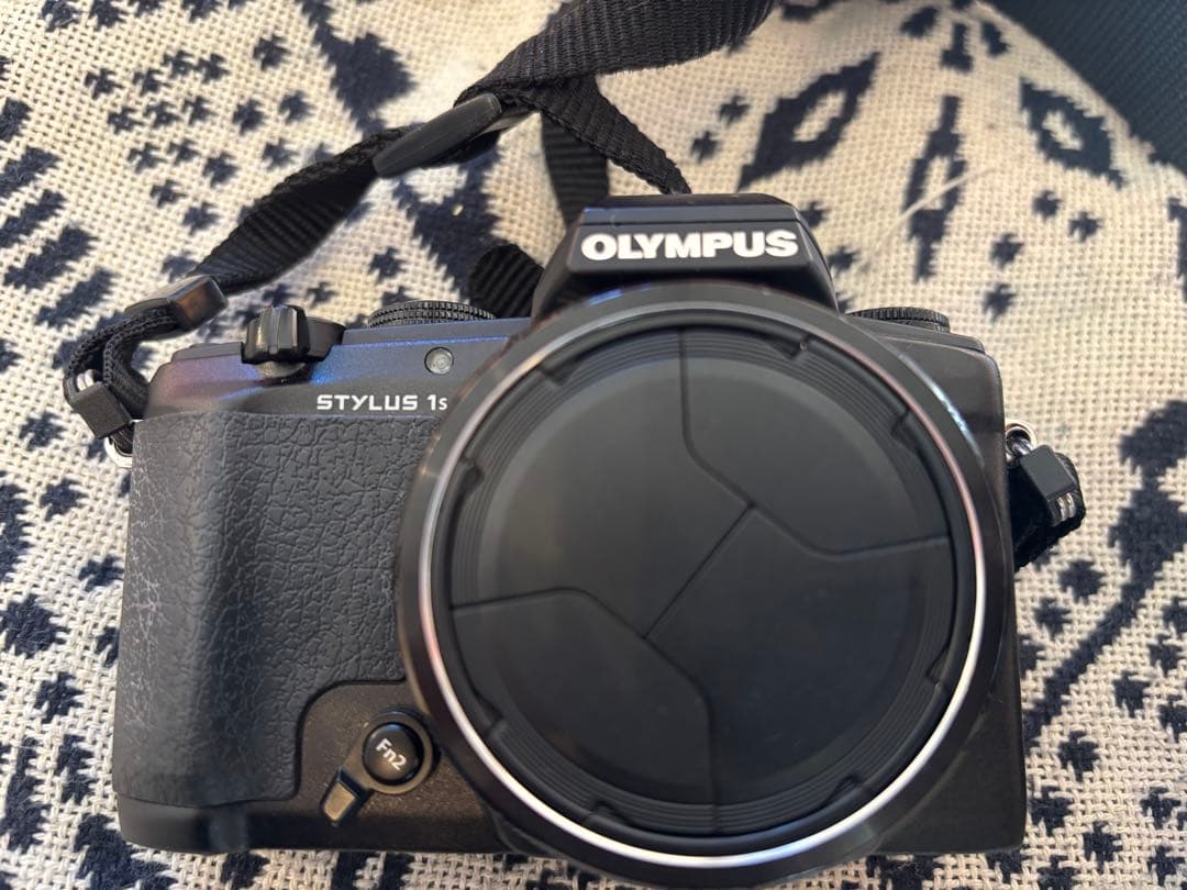 OLYMPUS STYLUS 1s コンパクトデジタルカメラ(皮ケース付き)