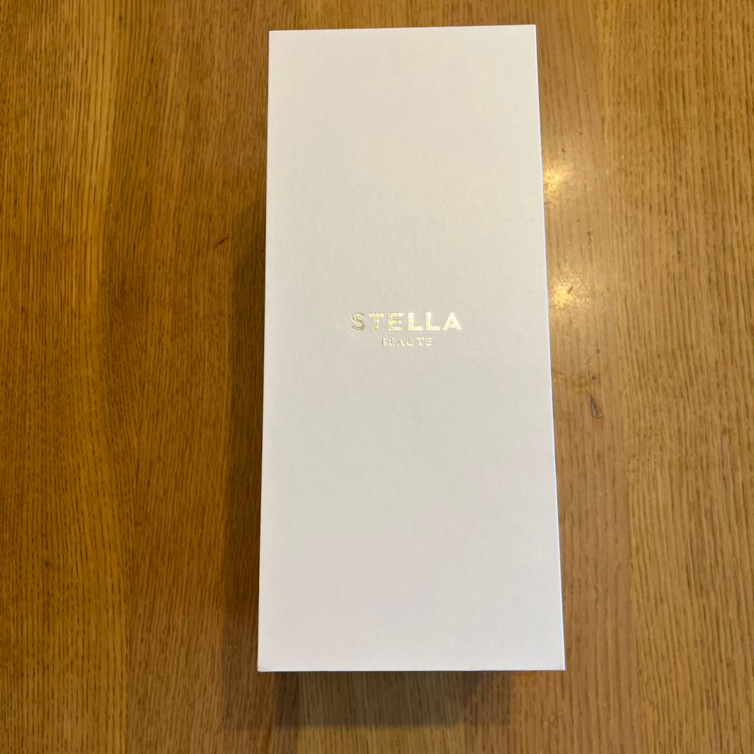 STELLA BEAUTE レーザー&EMSリフトブラシ　PRO