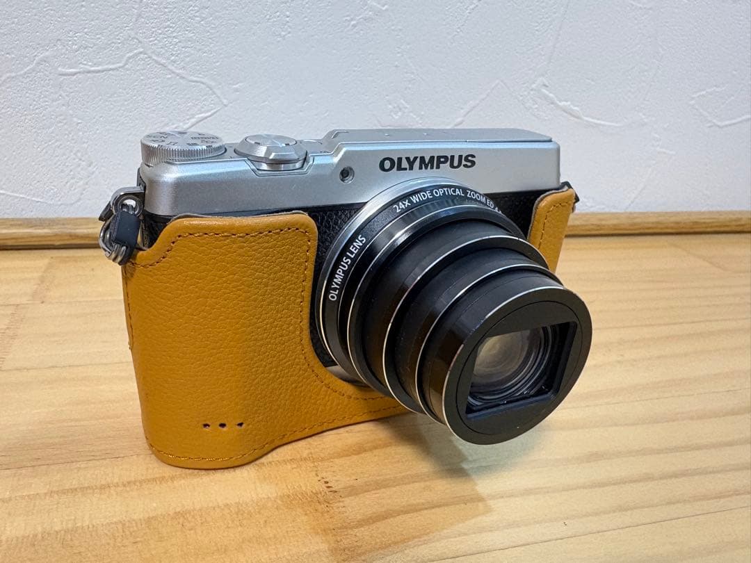 OLYMPUS SH-2 コンパクトデジタルカメラ