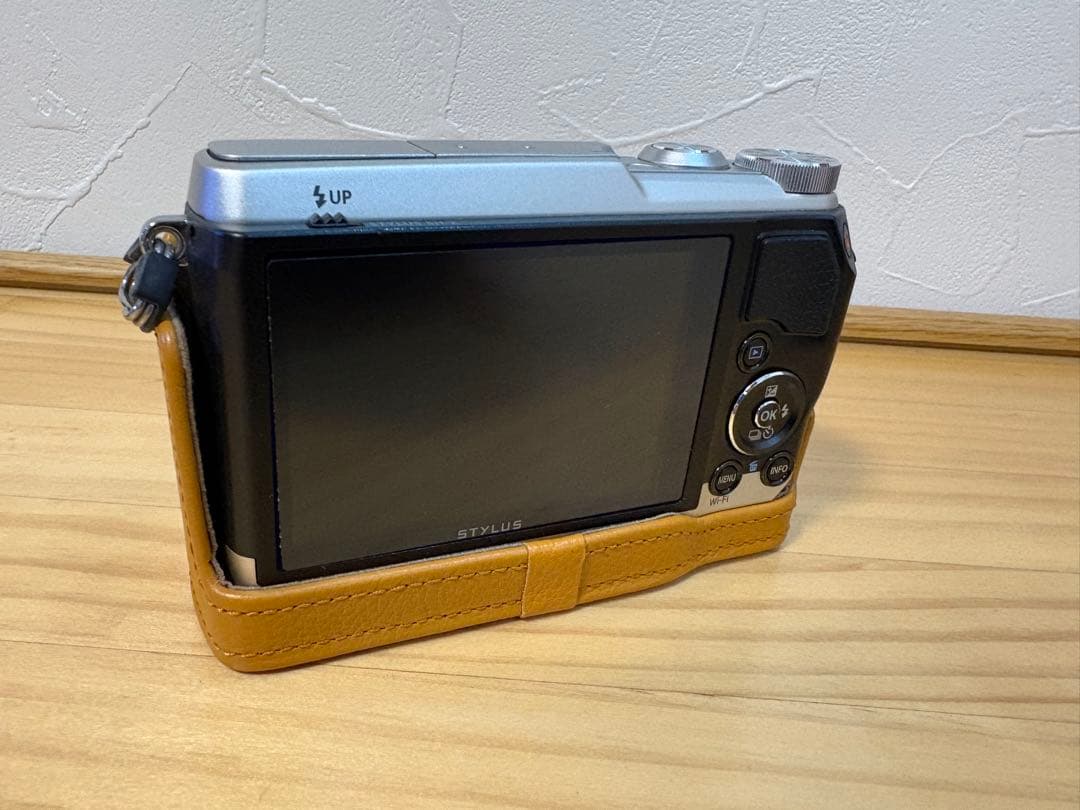 OLYMPUS SH-2 コンパクトデジタルカメラ