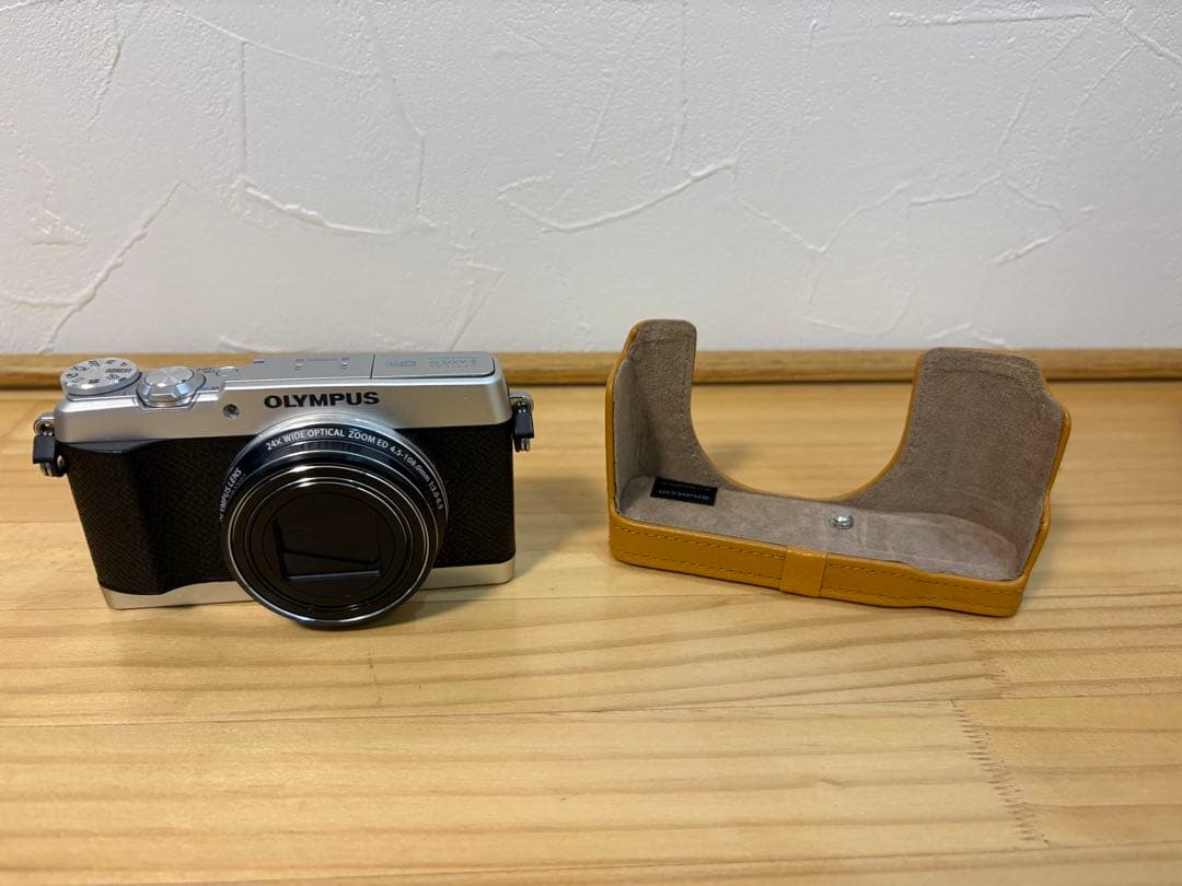 OLYMPUS SH-2 コンパクトデジタルカメラ