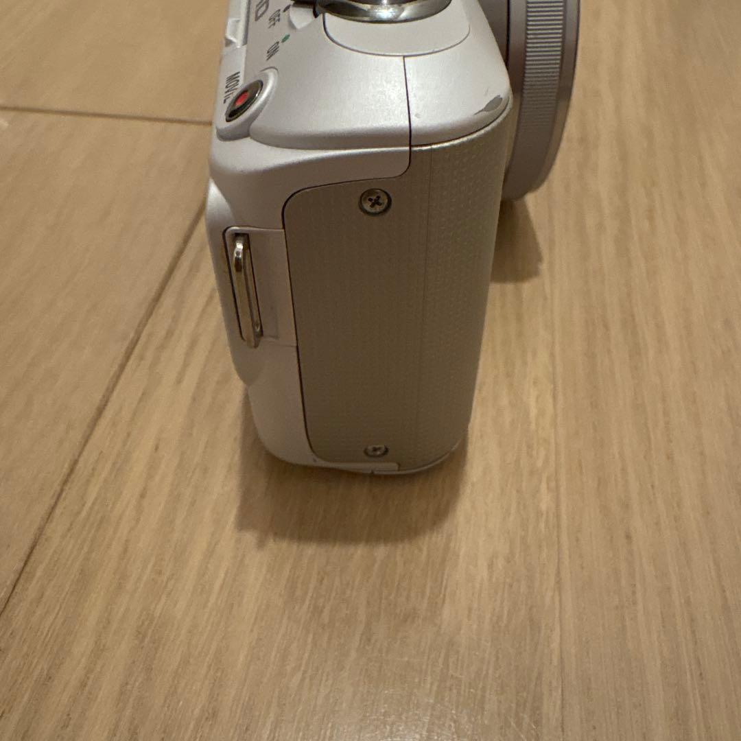 【完動品】美品　SONY デジタル一眼カメラ　α NEX-3 単焦点レンズ付き