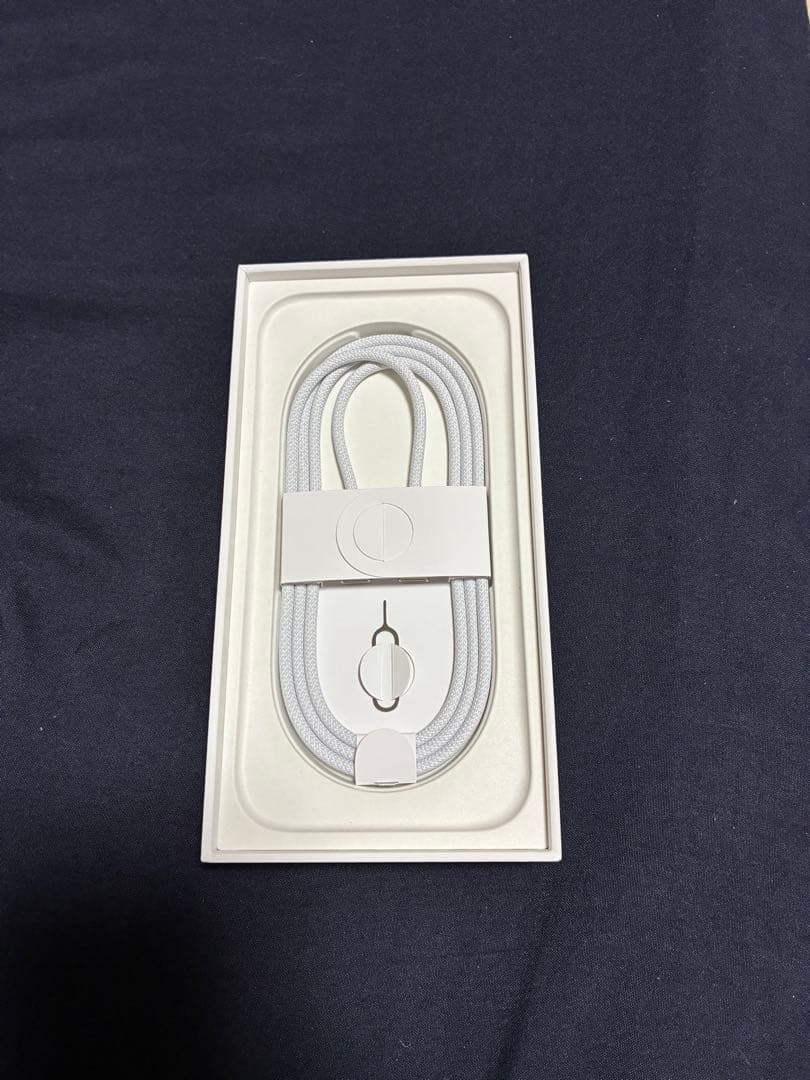 マ*ん様 iPhone16 ティール 128GB バッテリー容量100%