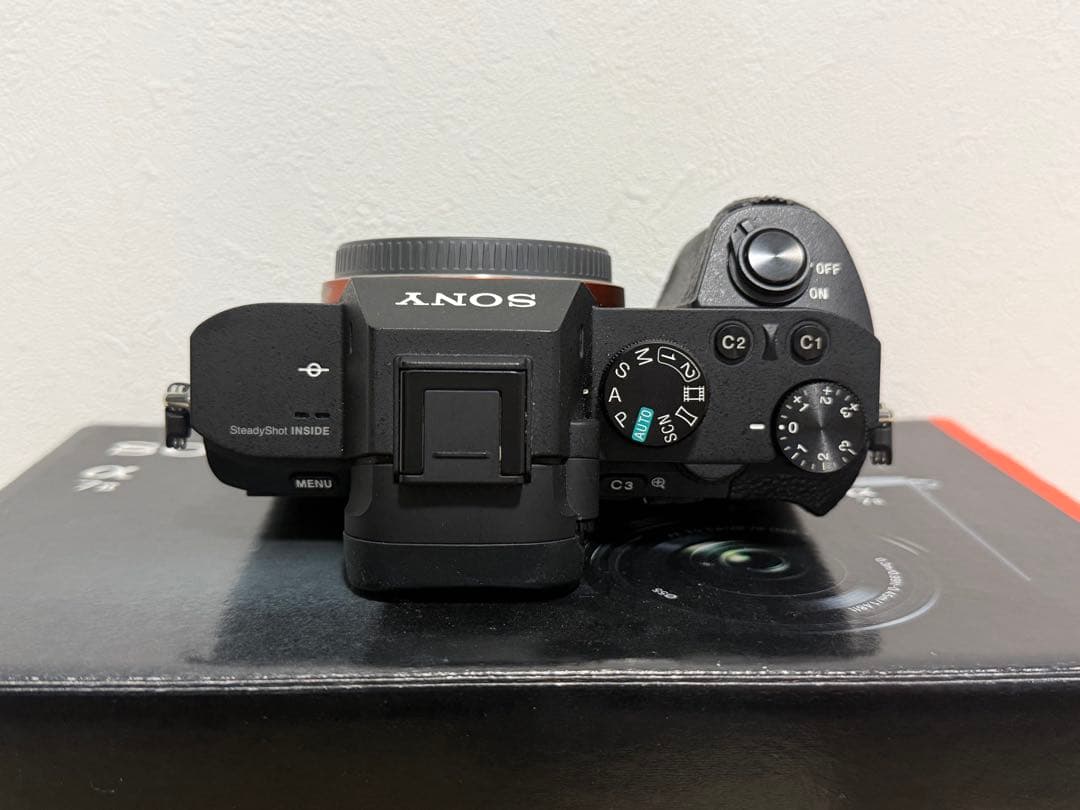 ［美品］ショット数わずか「1837回」★SONYα7Ⅱレンズキット&単焦点レンズ