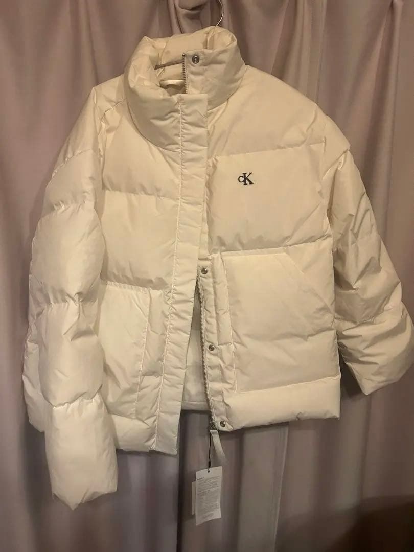 カルバンクライン アイボリー ダウンジャケット