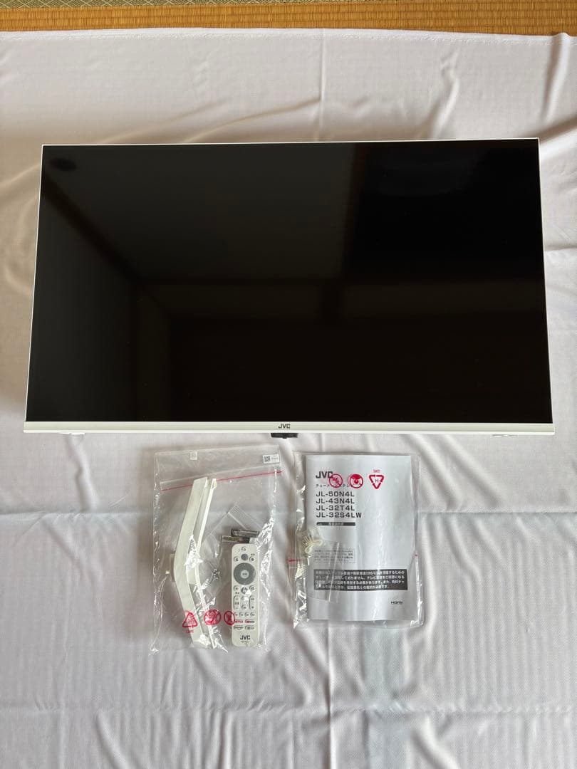 【寝癖】JVC チューナーレステレビ 32V型 JL-32S4LW