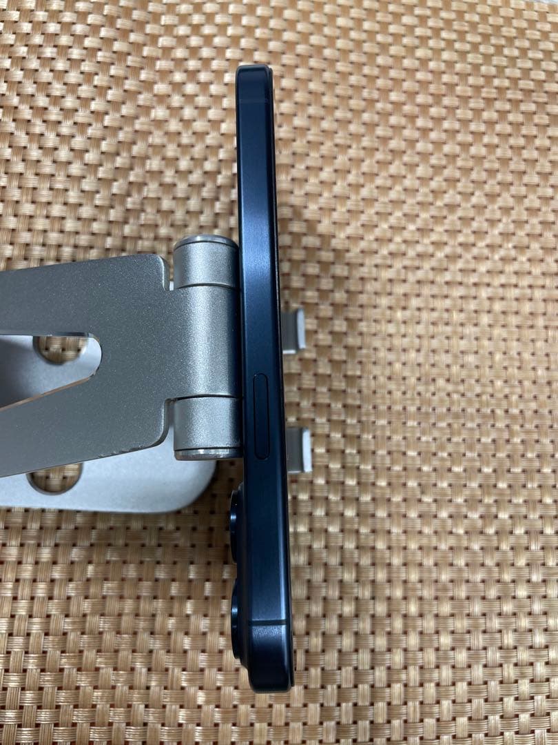 iPhone 15 Pro 128 GB ブルーチタニウムSIMフリー