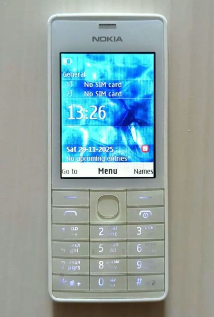 【フィーチャーフォン】Nokia 5152 Dual SIM ノキア ロシア語