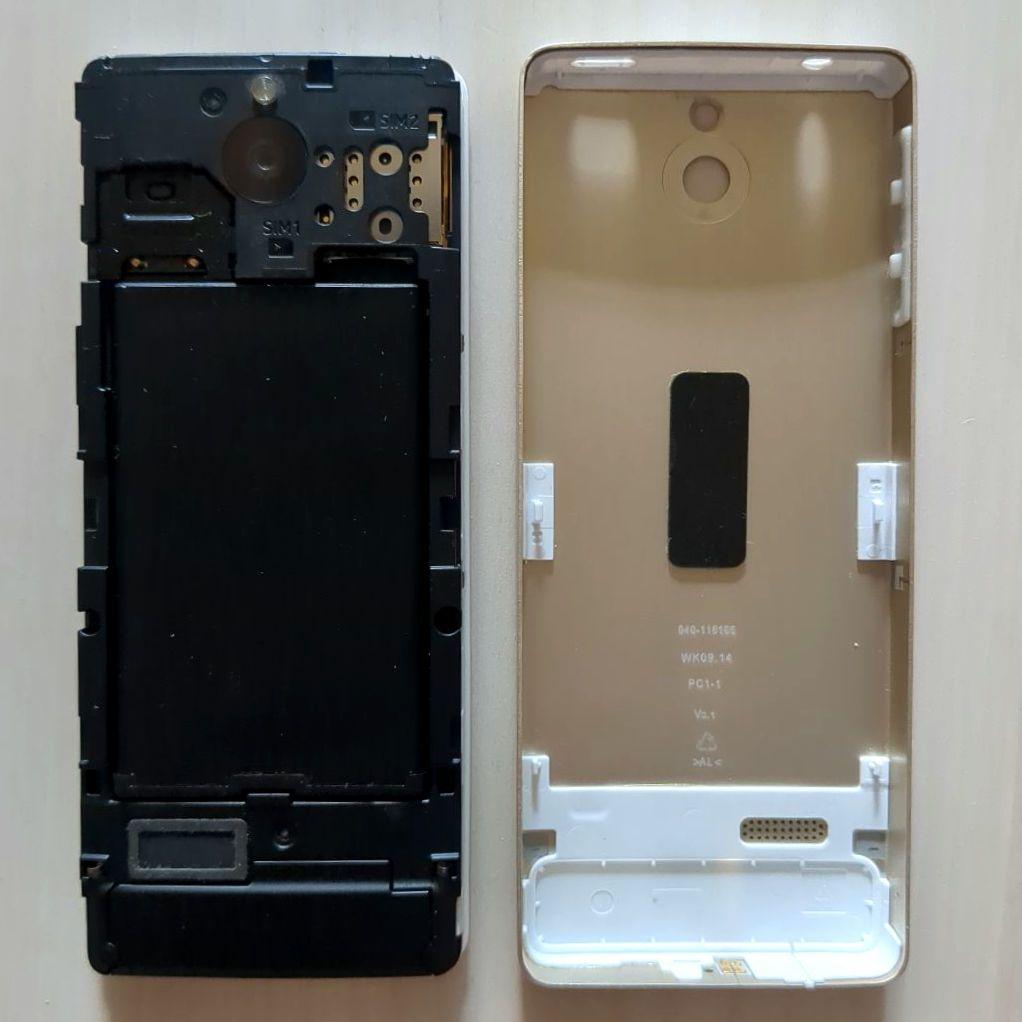 【フィーチャーフォン】Nokia 5152 Dual SIM ノキア ロシア語