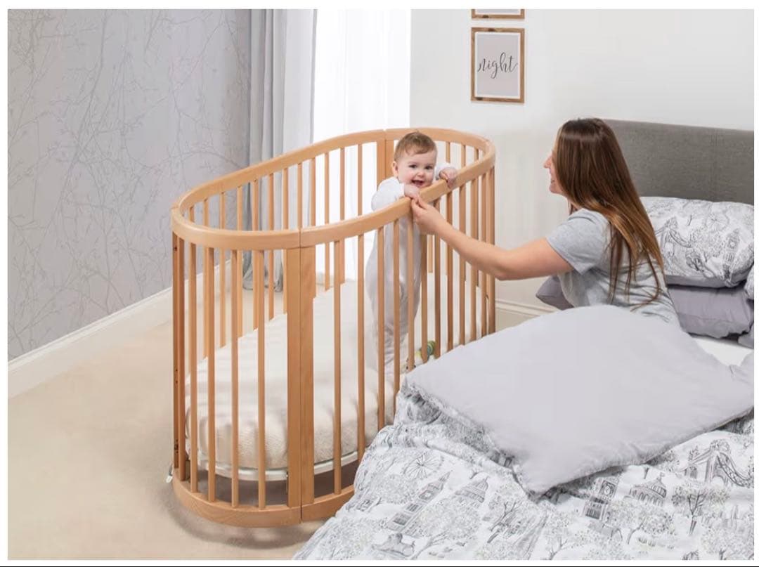 B*e様 Boori（ブーリ） マルチファンクション 丸型ベビーベッド. 専用マ