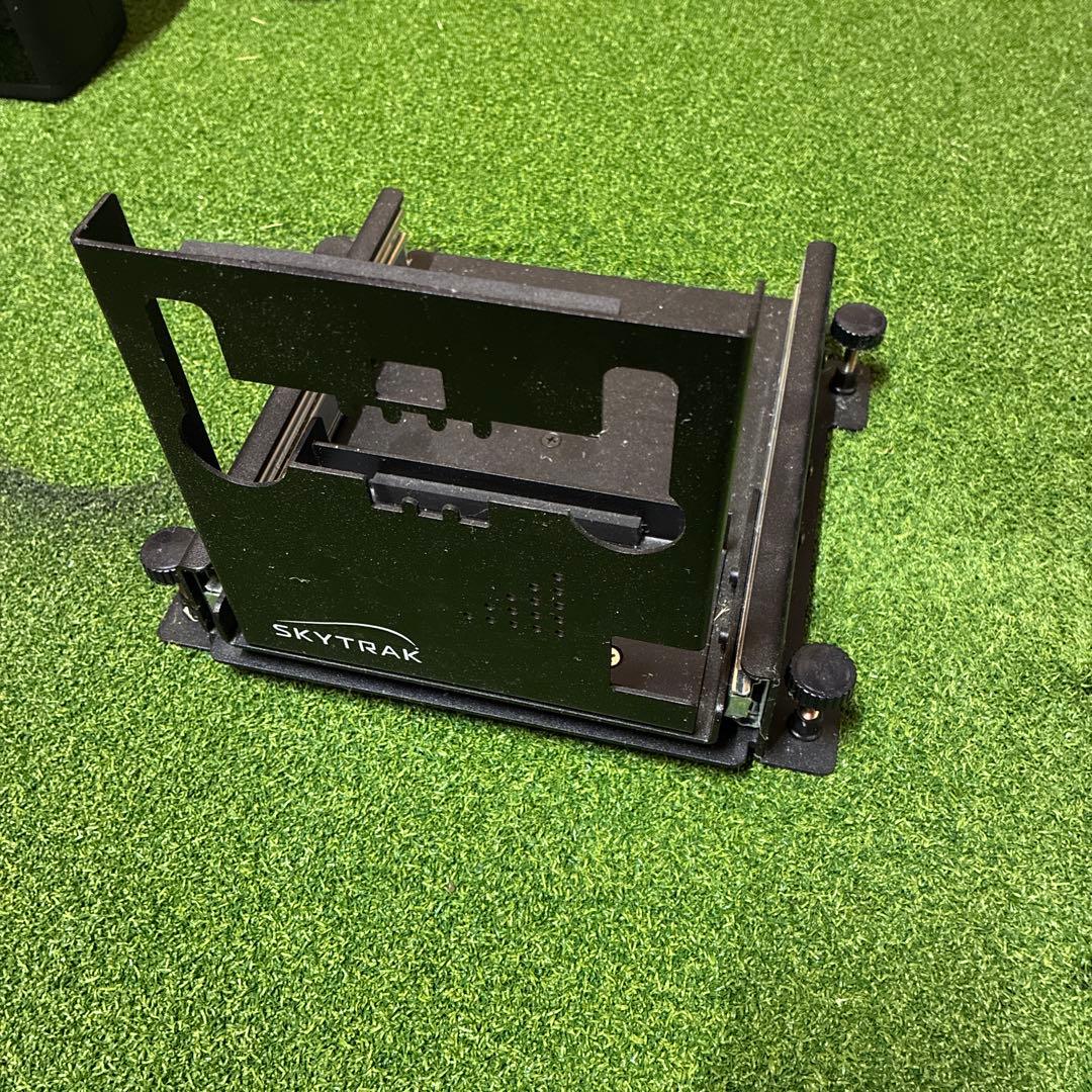 SKYTRAK ゴルフシミュレーター用スタンド