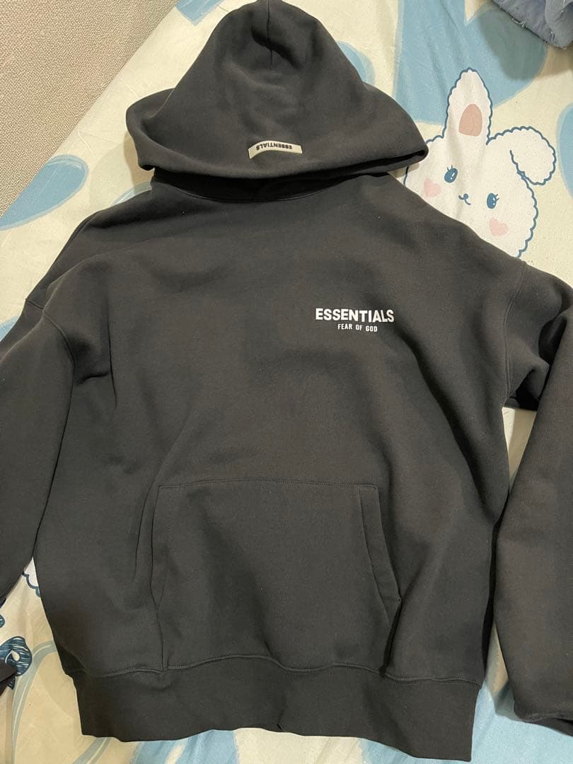 ESSENTIALS フーディーとパンツセット ブラック