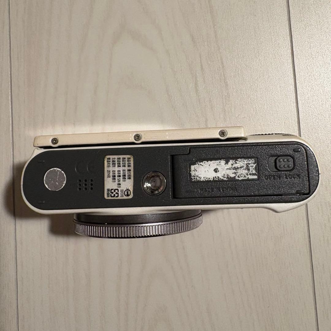 【動作良好】CASIO EXILIM EX-ZR1500 コンデジ