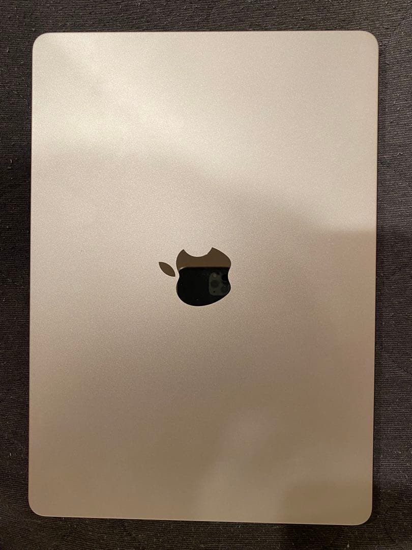 マックブックエアー M2 シルバー