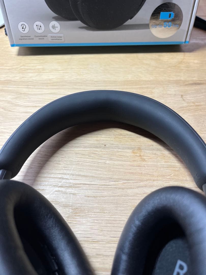 Sennheiser Accentum Wireless ヘッドフォン