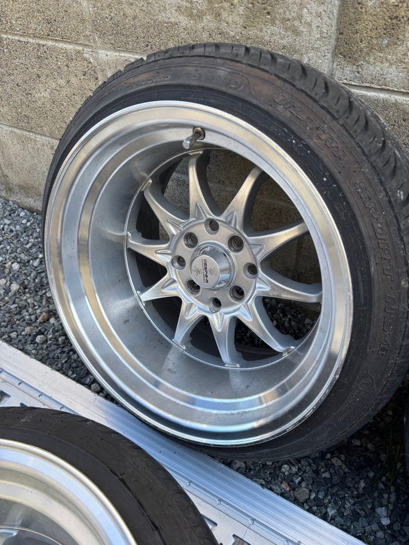 吉平　15インチ9J＋0 超引っ張り