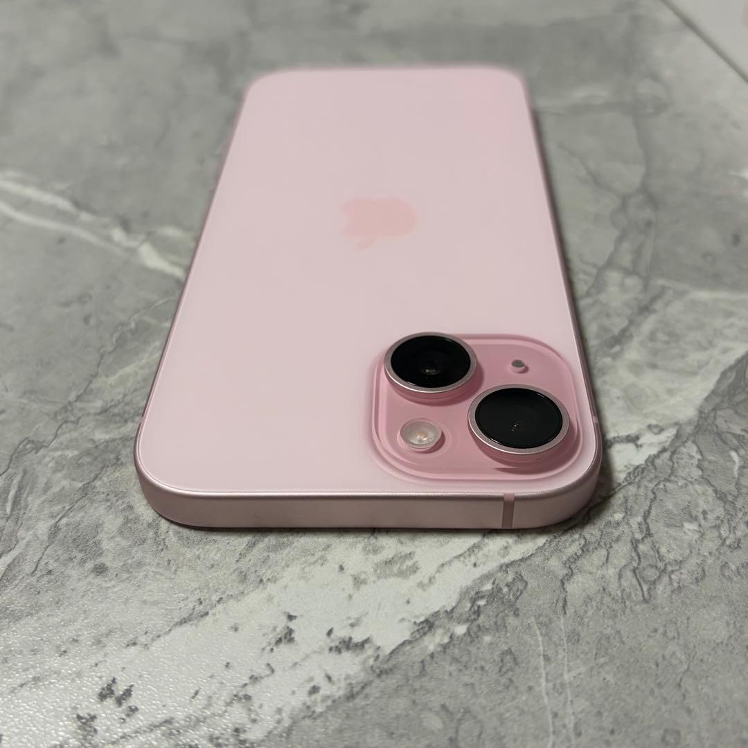 『美品』iPhone15 256GB ピンク