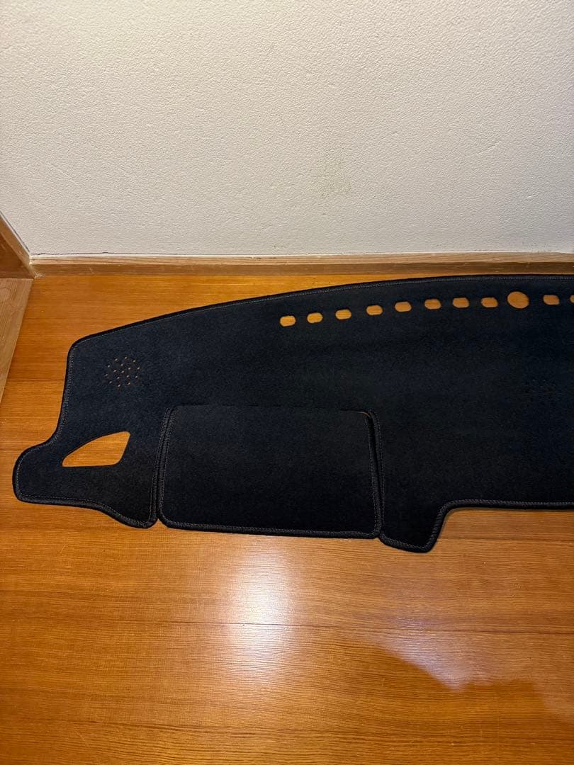 スバル アウトバック BS9用 ダッシュマット sunland製