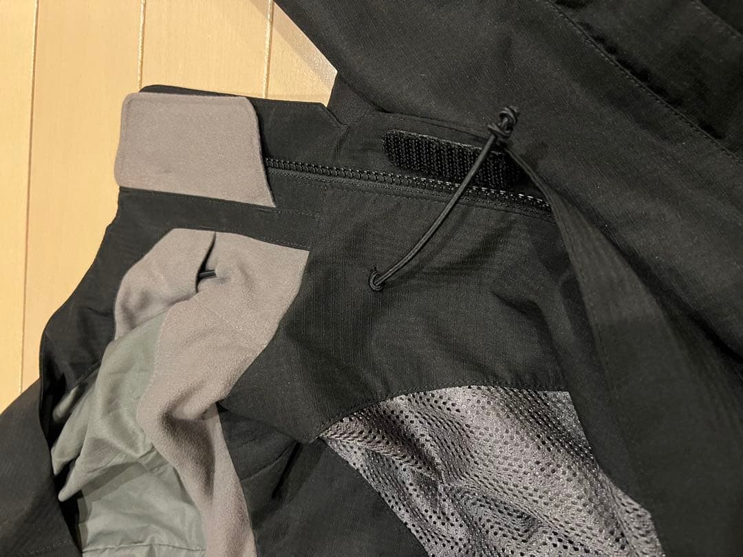 【2010年製】Patagonia ストームジャケット h2no