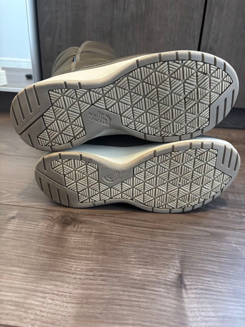 THE NORTH FACE ブラウンショートブーツ