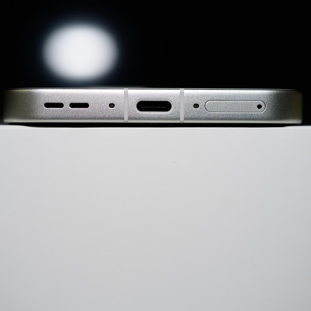 【未使用品】Oppo Find X9 Pro ホワイト 大陸版 12GB/256