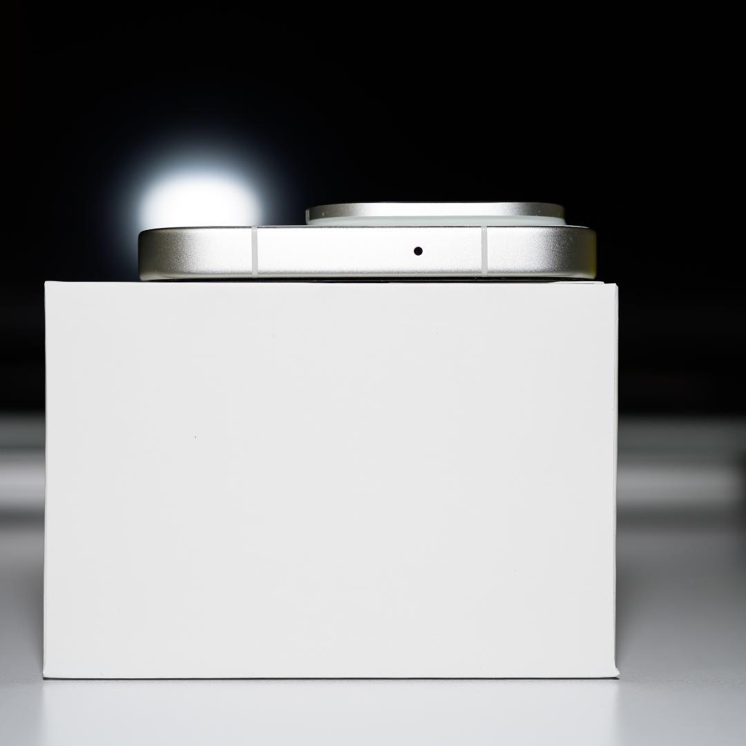 【未使用品】Oppo Find X9 Pro ホワイト 大陸版 12GB/256