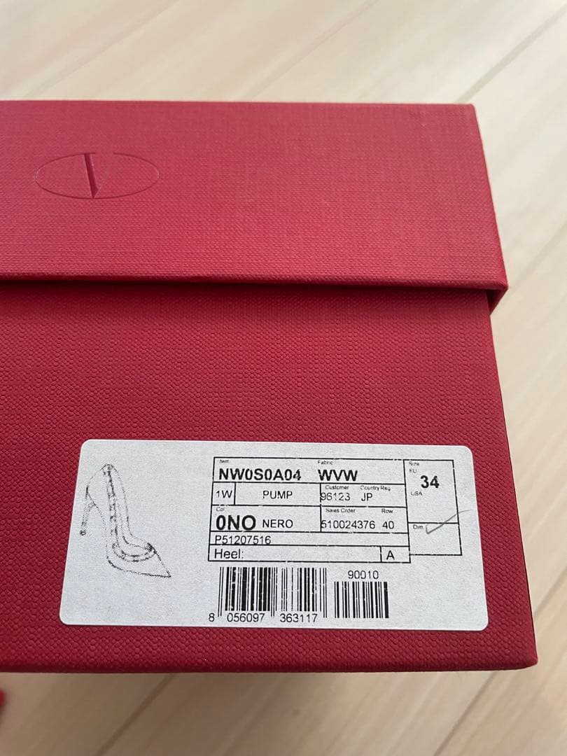 ヴァレンティノ　スタッズ ハイヒール34