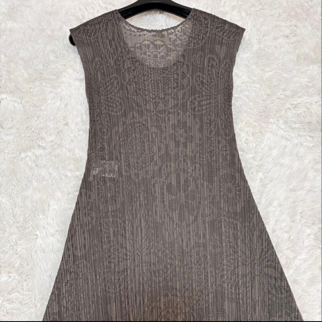 プリーツプリーズイッセイミヤケフラワー 小紋柄 ワンピース総レースブラウン系Ｍ