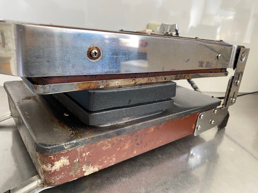 ワールドキッチンテック　ワッフルメーカー