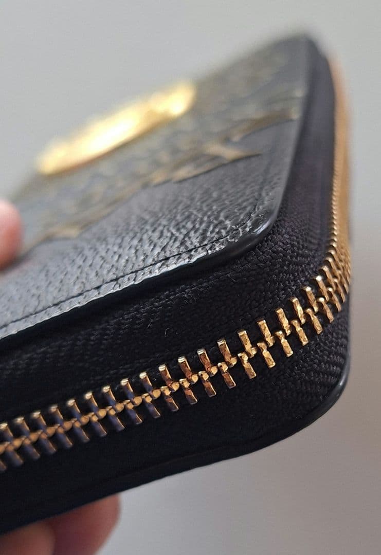 カステルバジャック 長財布 ラウンドファスナー 黒 金