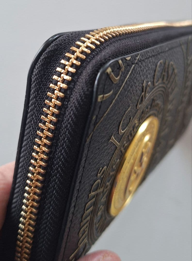 カステルバジャック 長財布 ラウンドファスナー 黒 金