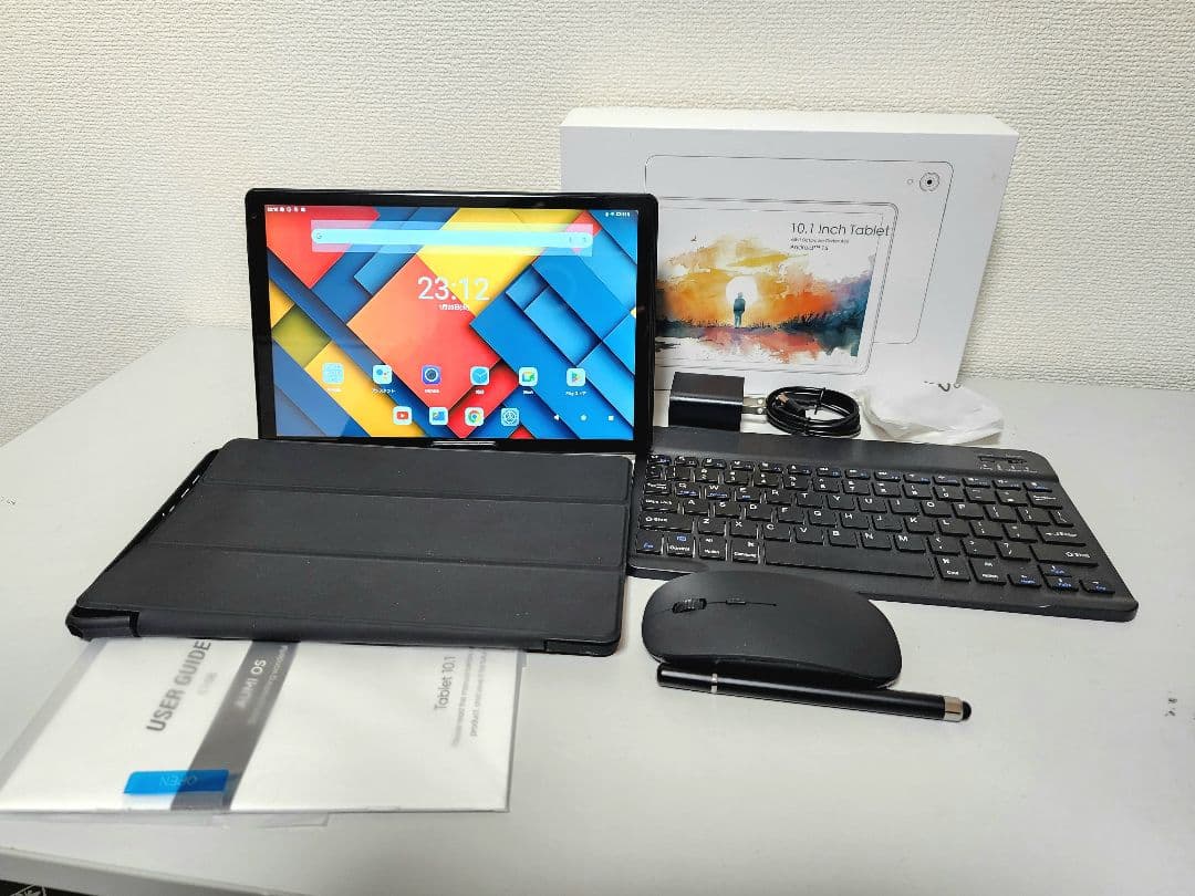 美品　AUMI AI OS 10.1インチタプレット 128GB