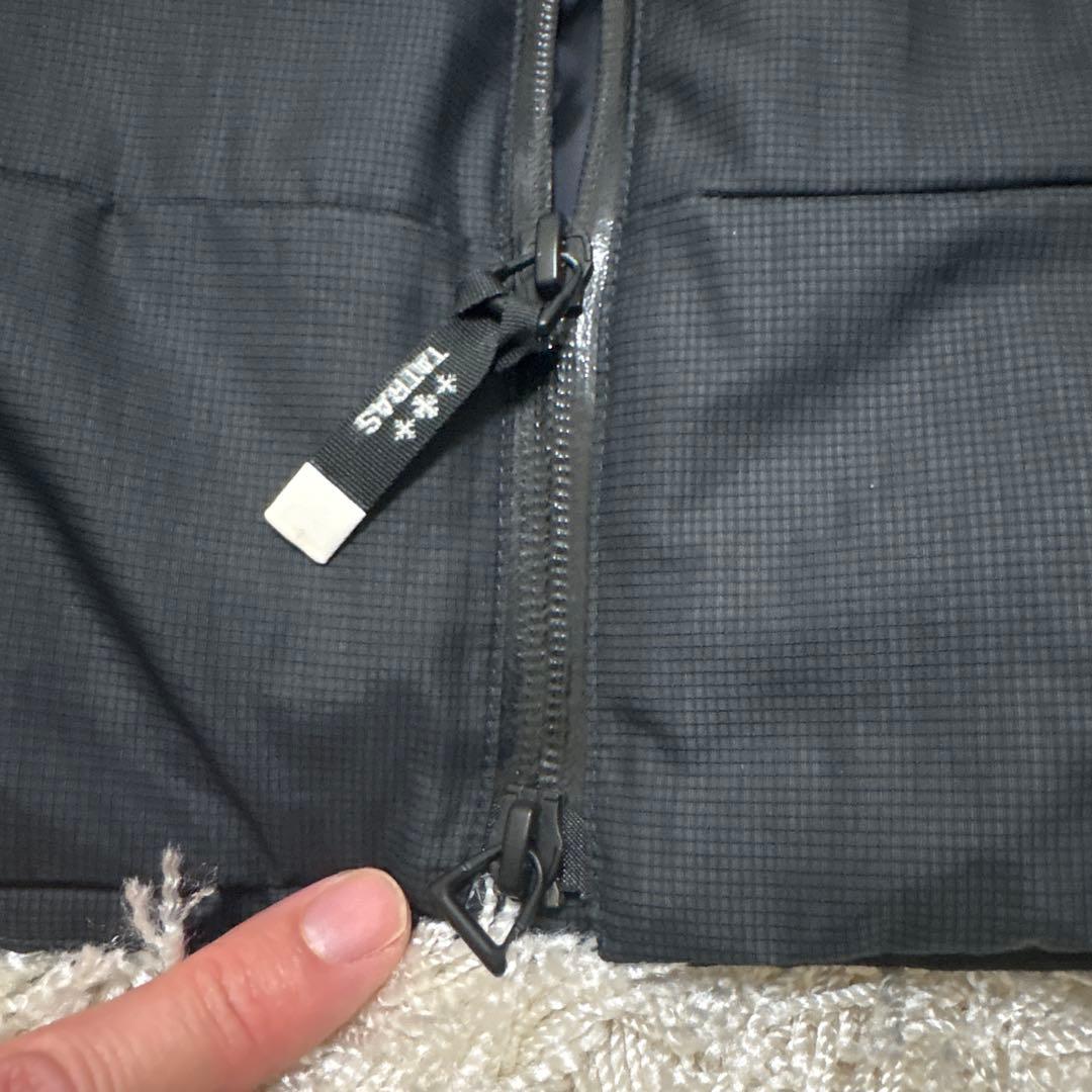 TATRAS フード付きライトダウン ブラック