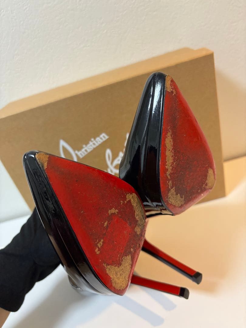 Christian Louboutin ルブタン　ブラックハイヒール　パンプス