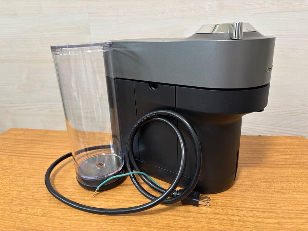 美品　Nespresso コーヒーメーカー カプセル式　エスプレッソ送料無料