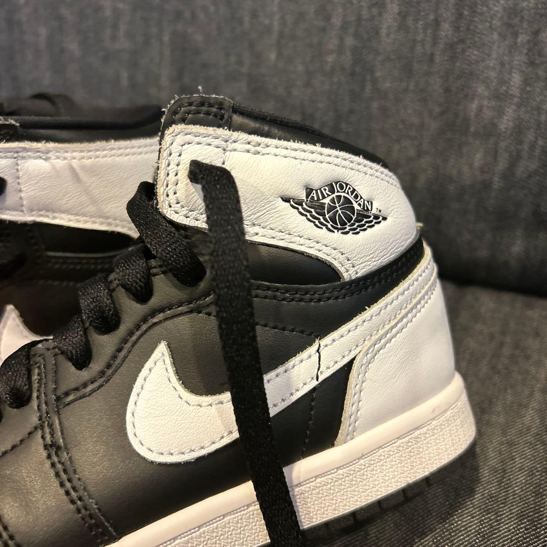 NIKE JORDAN 1 RETRO HIGH OG 21センチ