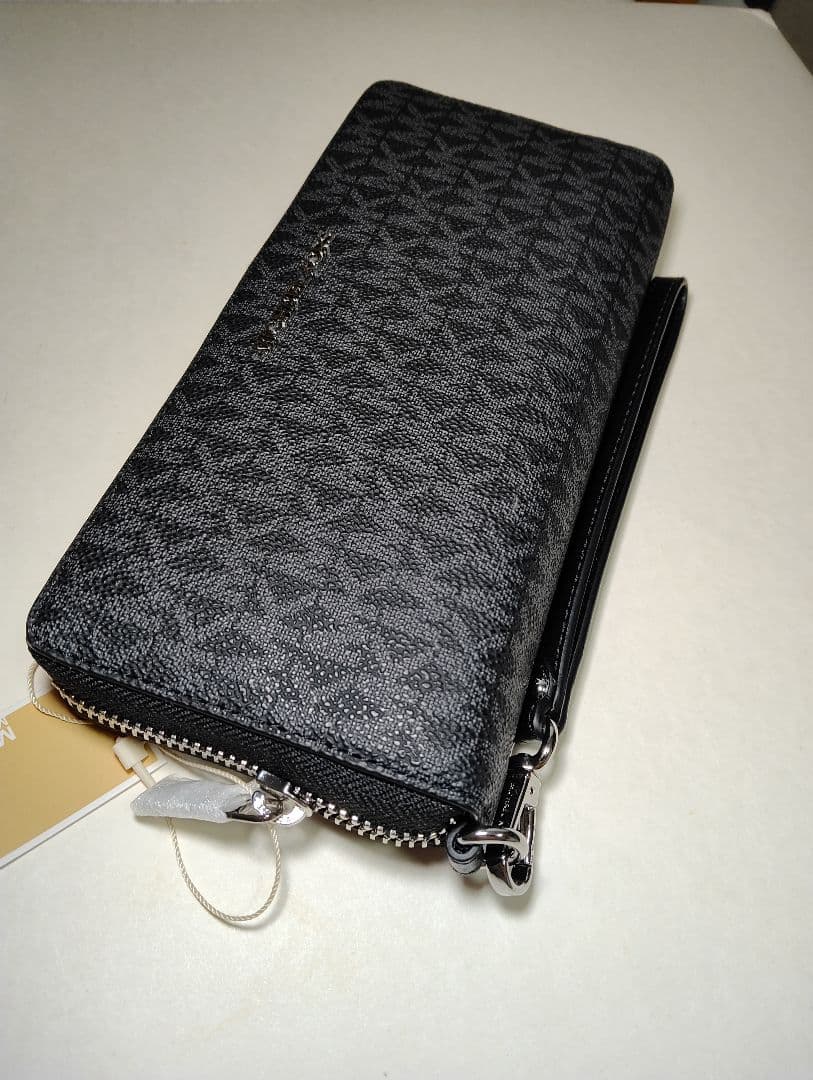 MICHAEL KORS マイケルコース 長財布　レディース　メンズ