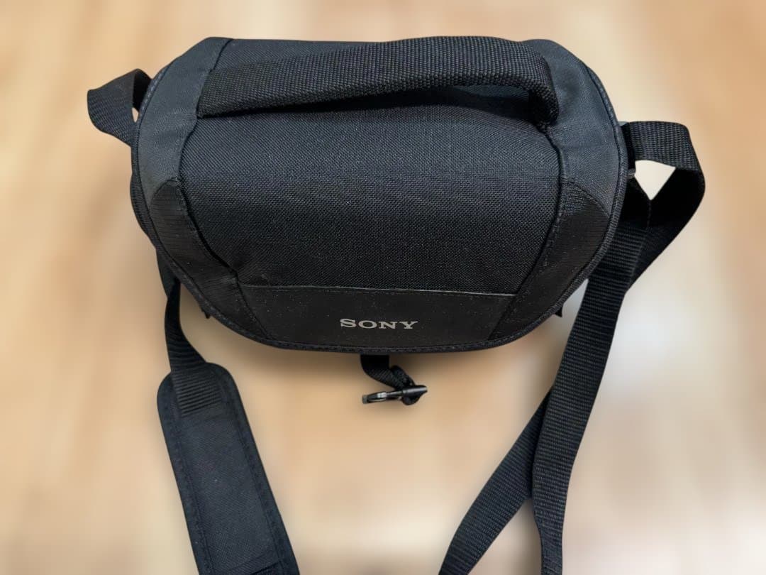 SONY 4K ビデオカメラ FDR-AX60，三脚，ズームマイク， SDカード