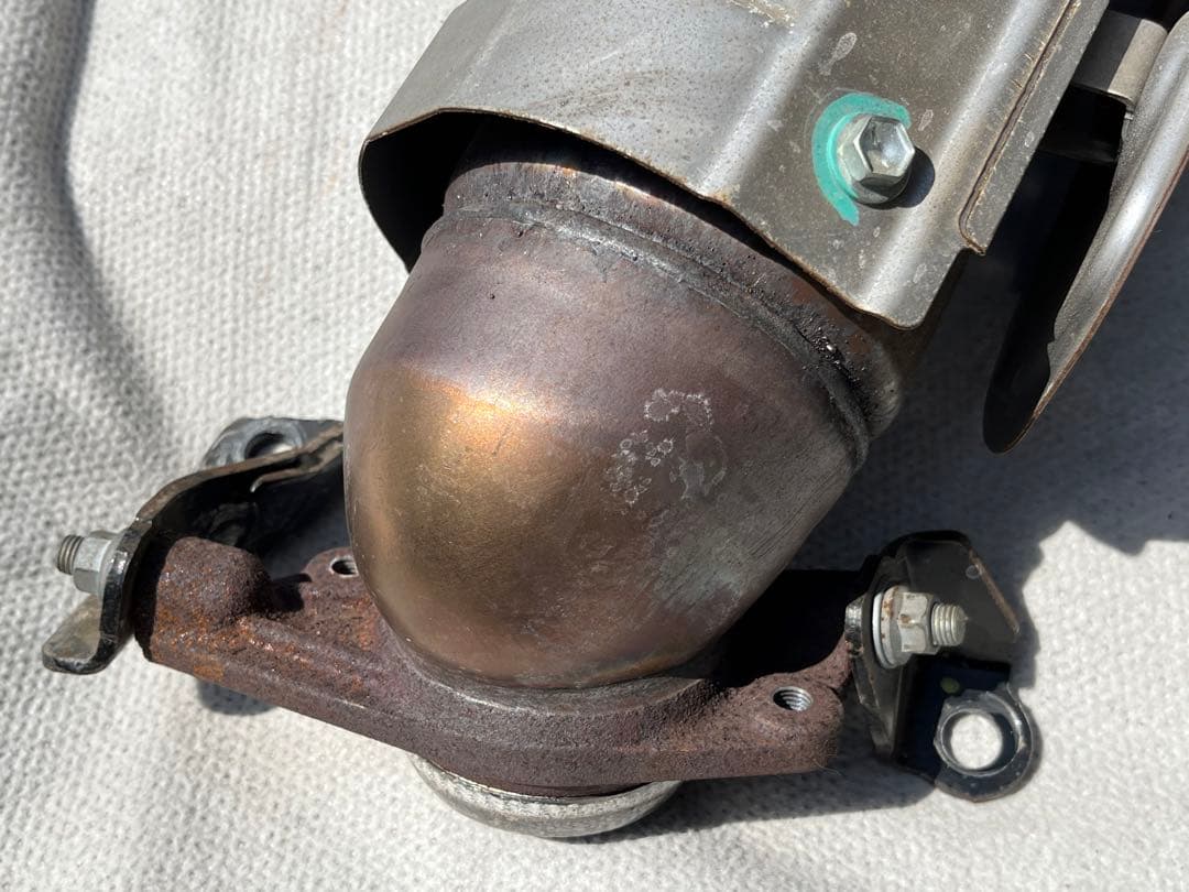 トヨタ SAI サイ 触媒 AZK10 2AZ-FXE