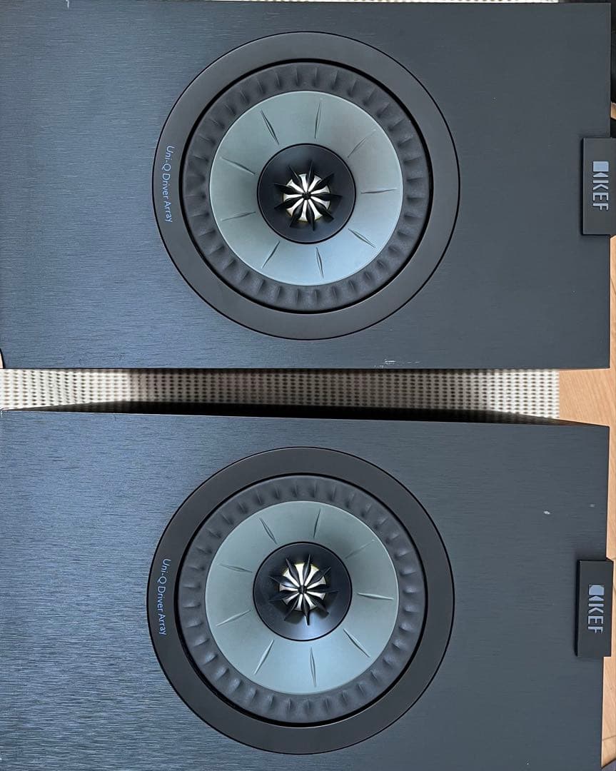 スピーカー・ウーファー KEF Q150