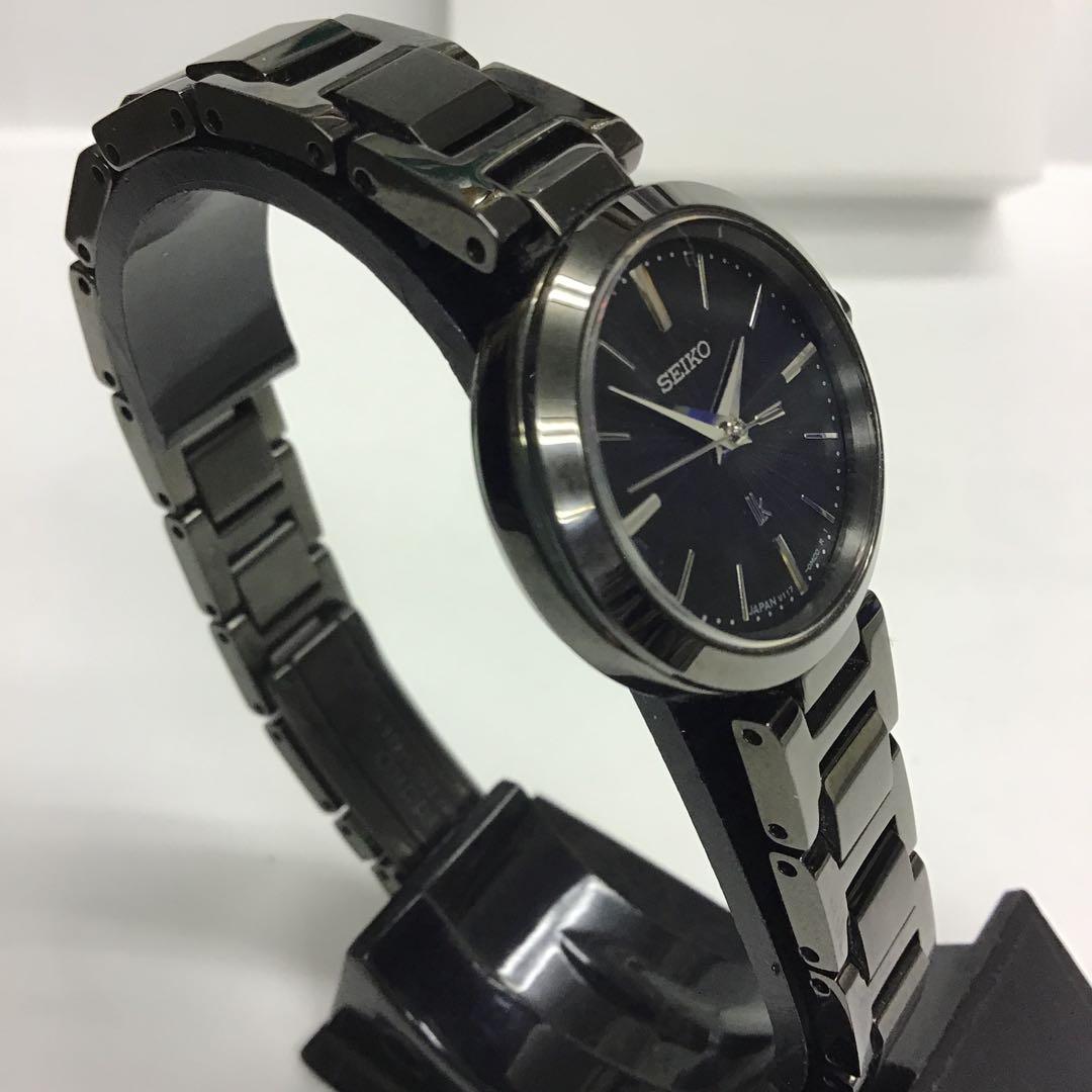 超美品　SEIKOセイコー　LUKIAルキア　ソーラー時計 SSVR141