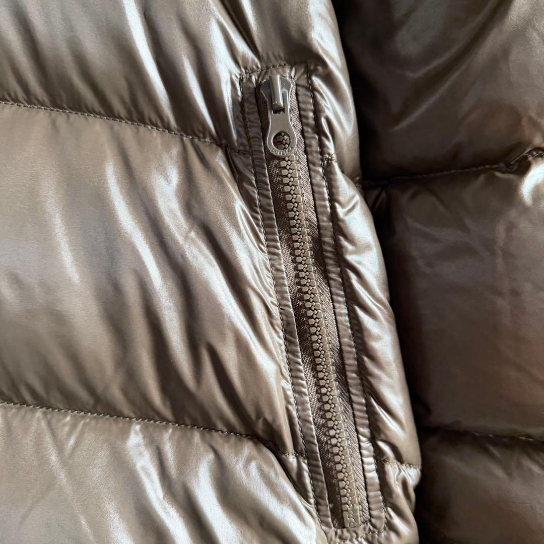 Duvetica ダウンジャケット KAPPA 40サイズ カーキ