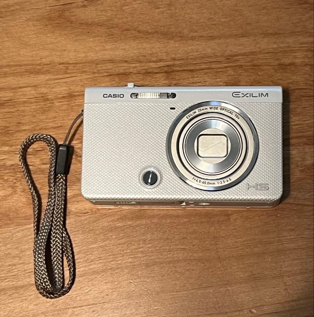 デジタルカメラ CASIO EXILIM EX-ZR70