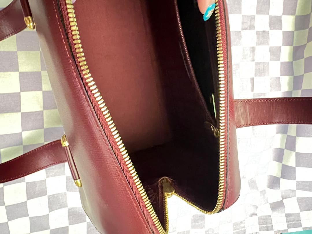 バーガンディ レザー ハンドバッグ　ミニボストン　ボルドー　未使用