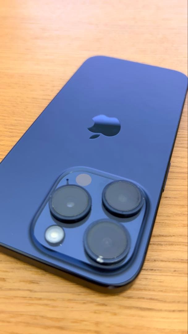 iPhone 15 pro 128GB 87%バッテリー ブルーチタニウム