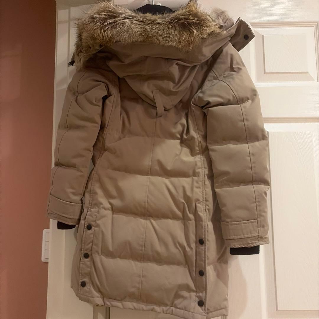 カナダグースダウンジャケット ベージュ