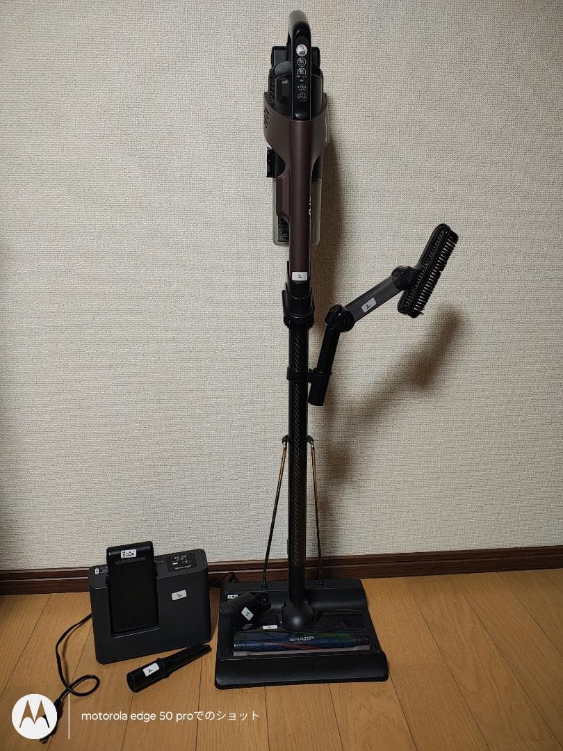 シャープ★掃除機★EC-HR7-T★2022年製★バッテリー新品と大差なし★2