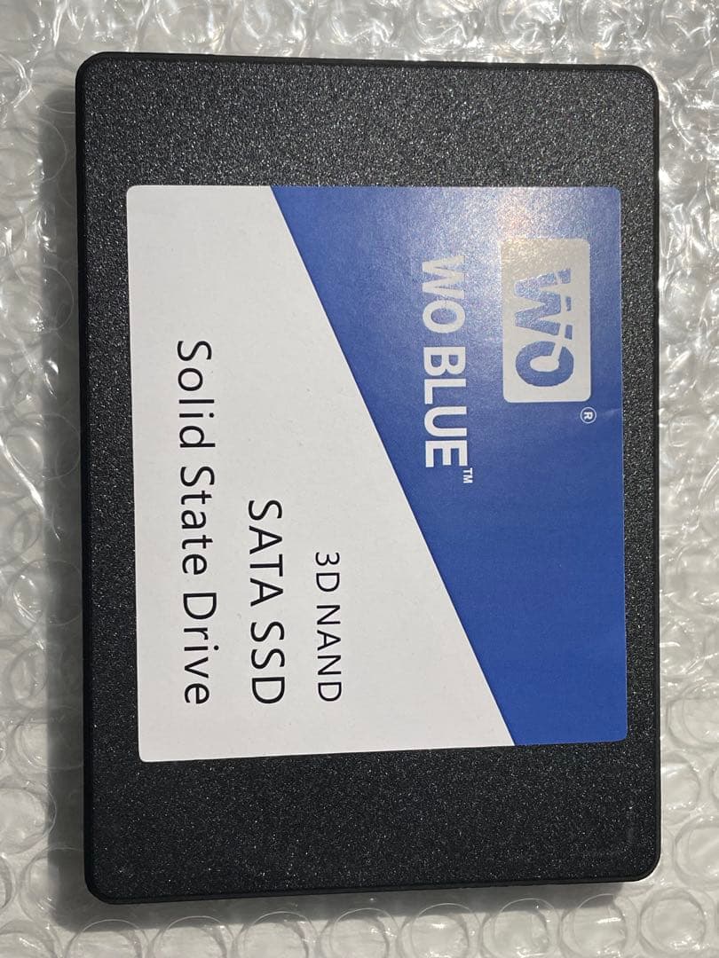 SSD 4TB 2.5インチ SATA 現状品(ジャンク扱い)