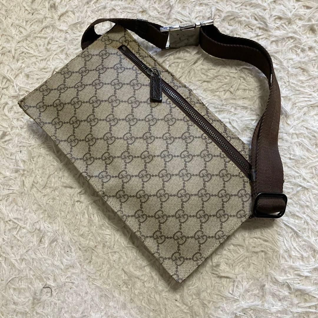 グッチ　ボディバッグ　ウエストポーチ レザー GG ポシェット